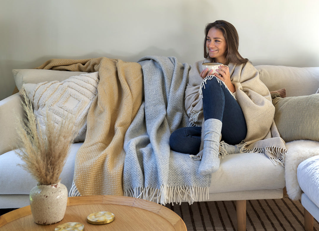 5 Cosy Autumn Activities (where your new blanket is the star)