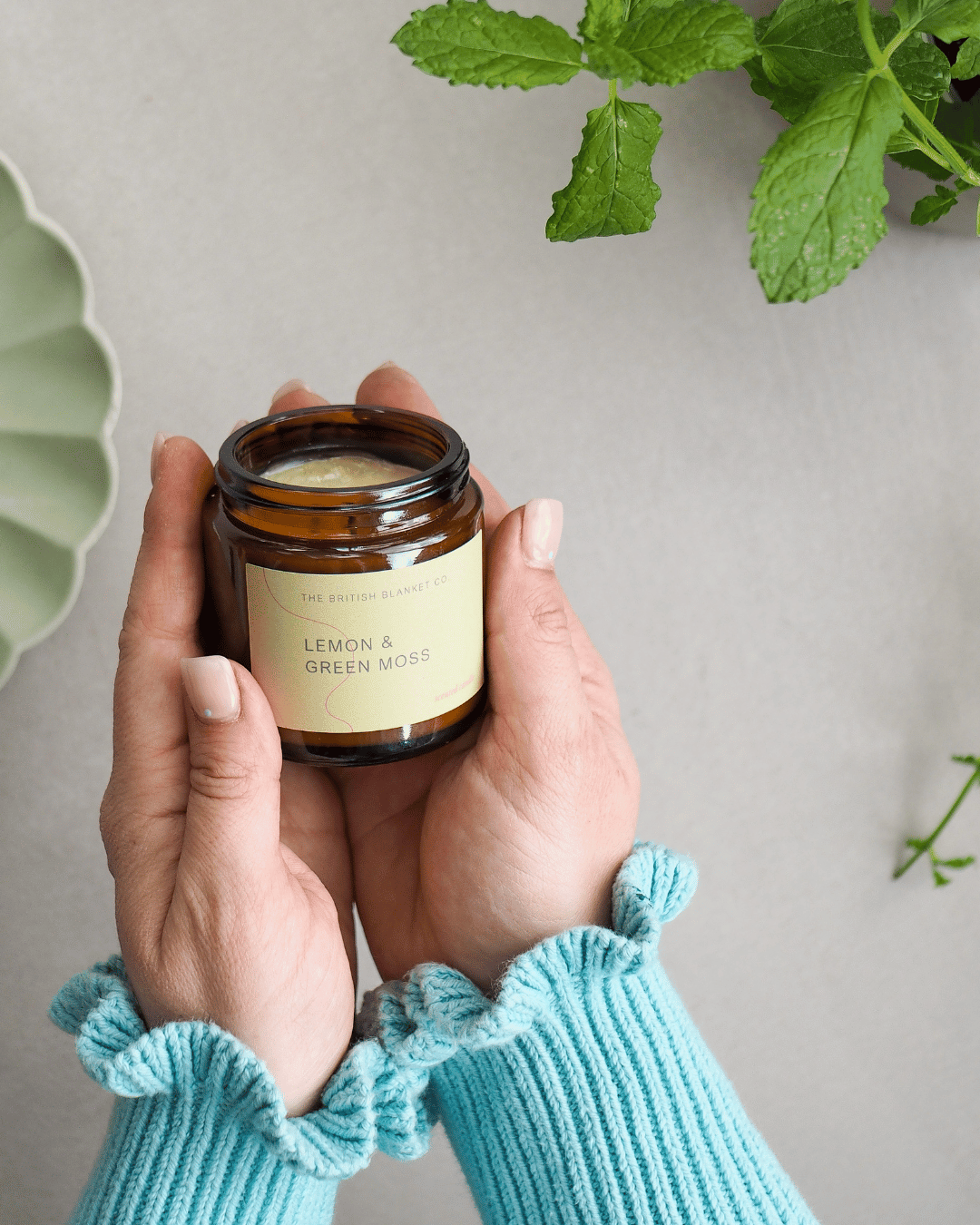 Amber Jar Candle: Lemon & Green Moss