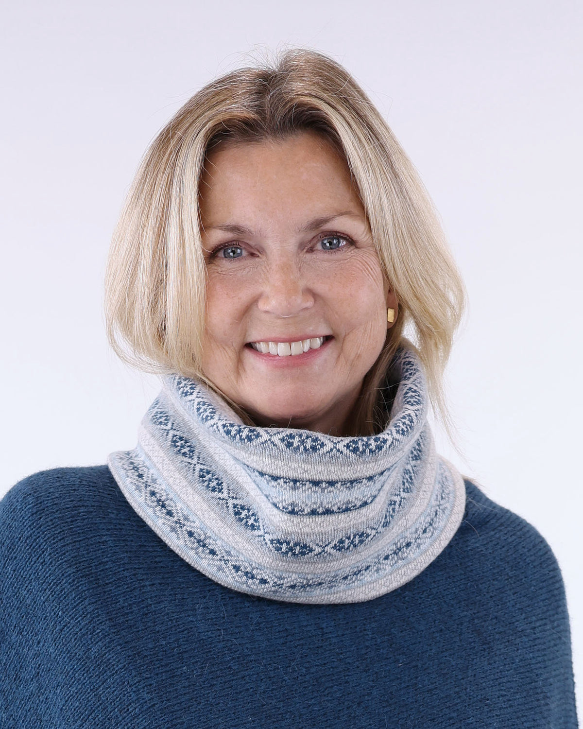 Cashmere Blend Fair Isle Snood Scarf: Sky