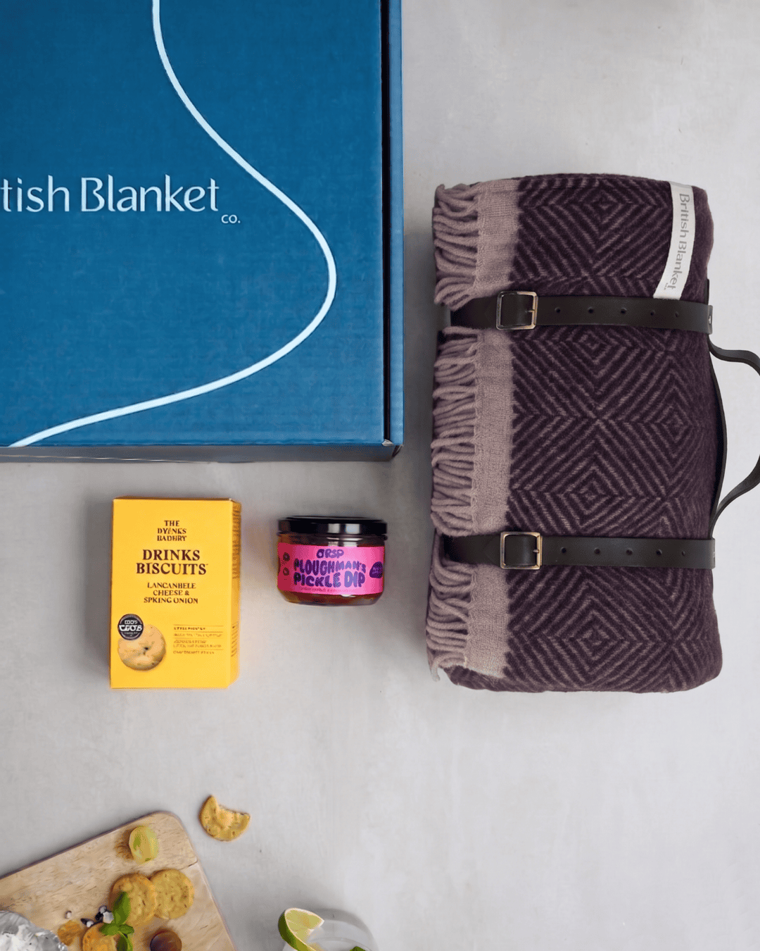 Picnic Blanket Gift Box: Blackberry & Heather