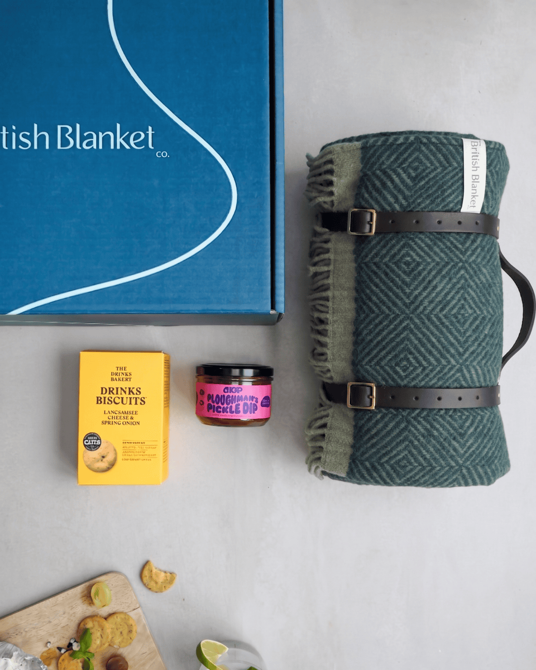 Picnic Blanket Gift Box: Juniper & Moss