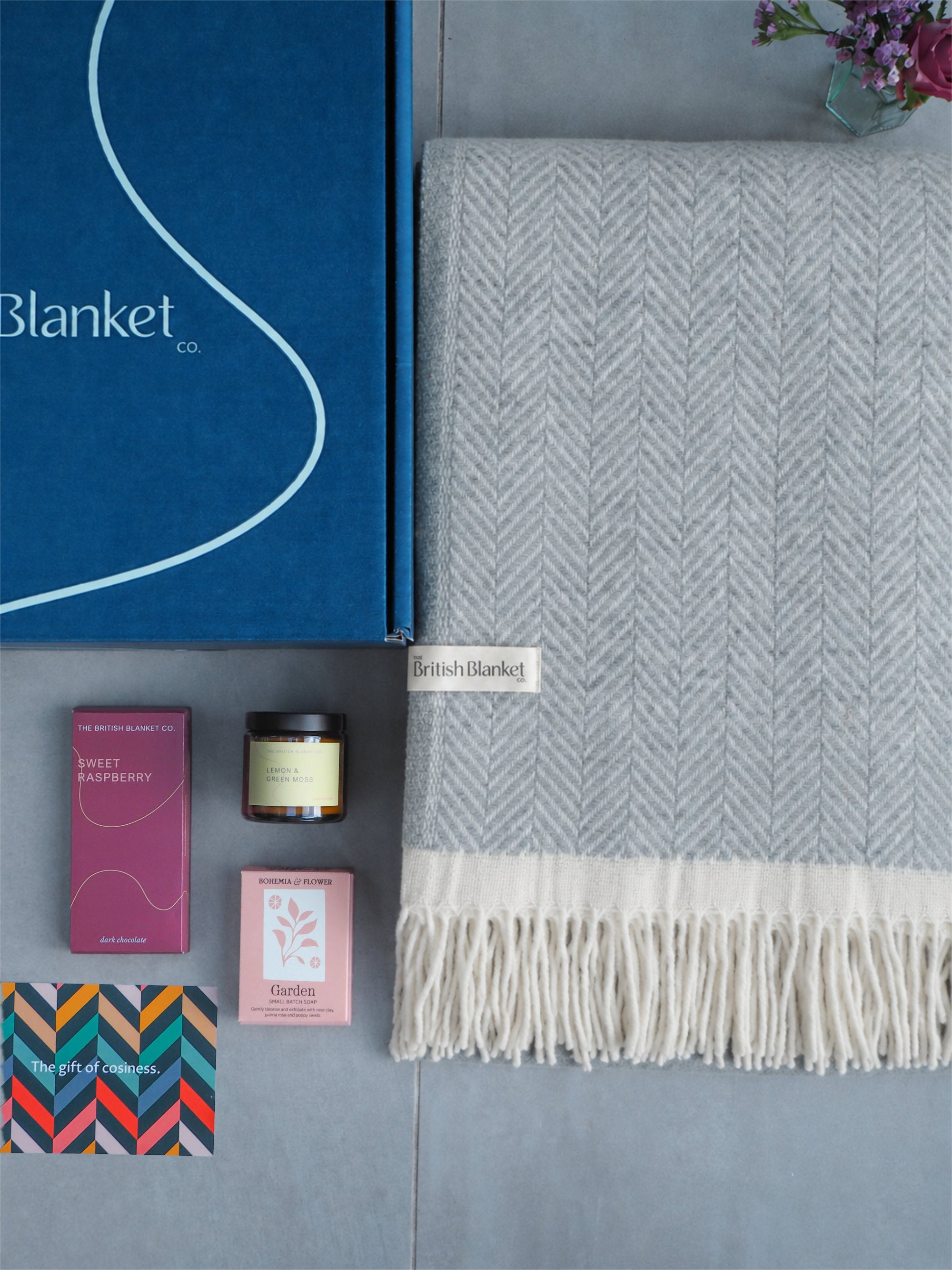Summer Blanket Gift Box: Blanquette