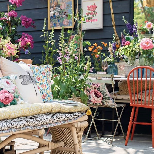 She Shed Decor - Shed Interior Ideas to Create A Cosy Garden Hideaway ...