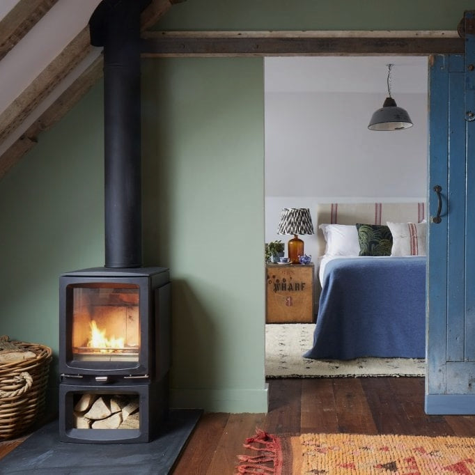 Time to snuggle in! How to make your bedroom cosy this autumn
