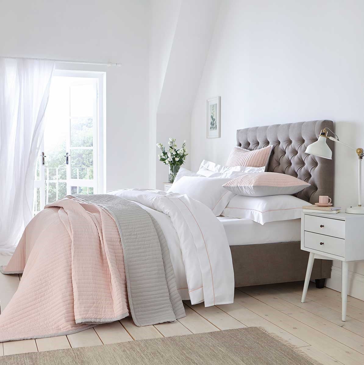 Design Spotlight: Pink and Grey Rooms