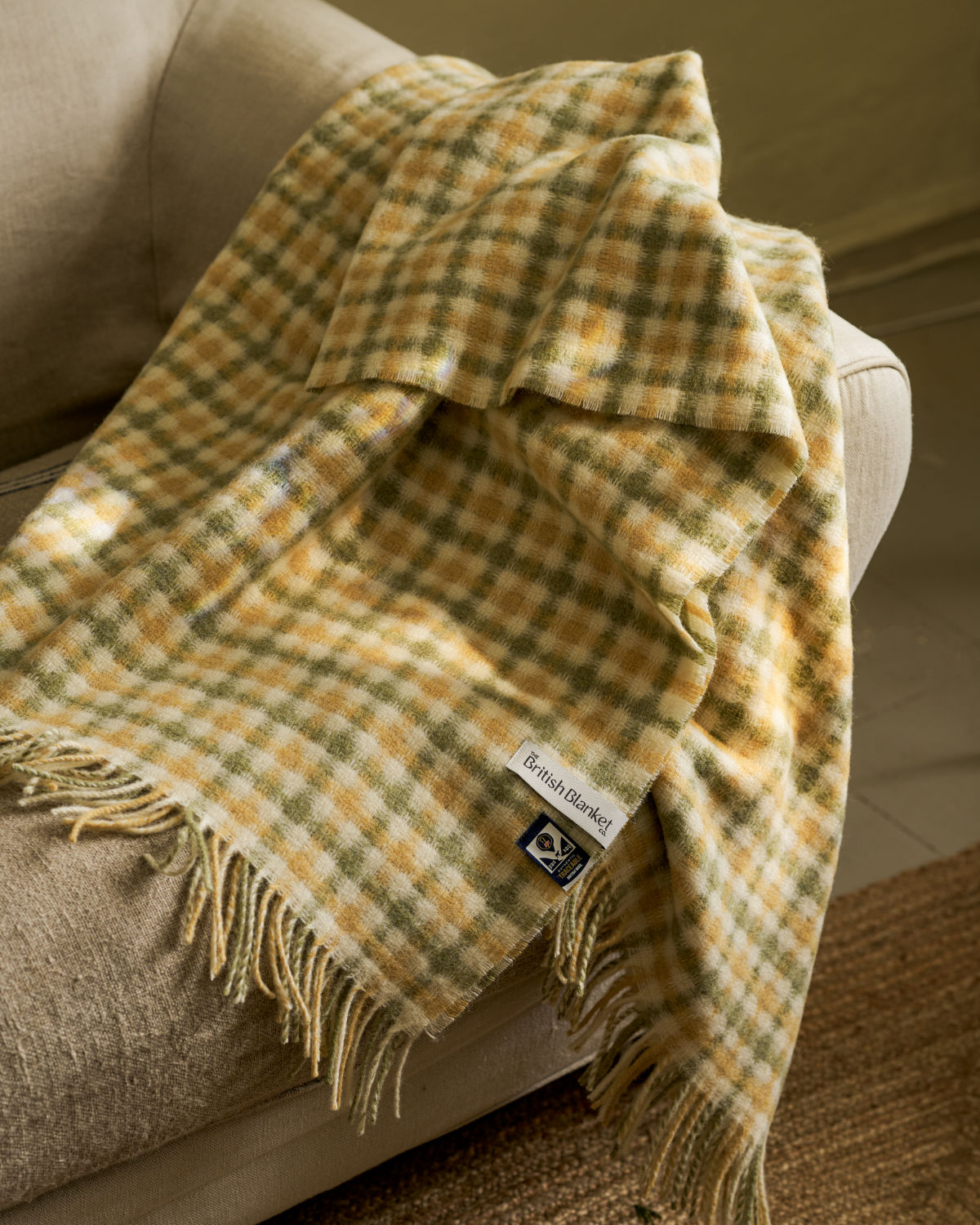 100% British Lambswool Gingham Blanket: Sage
