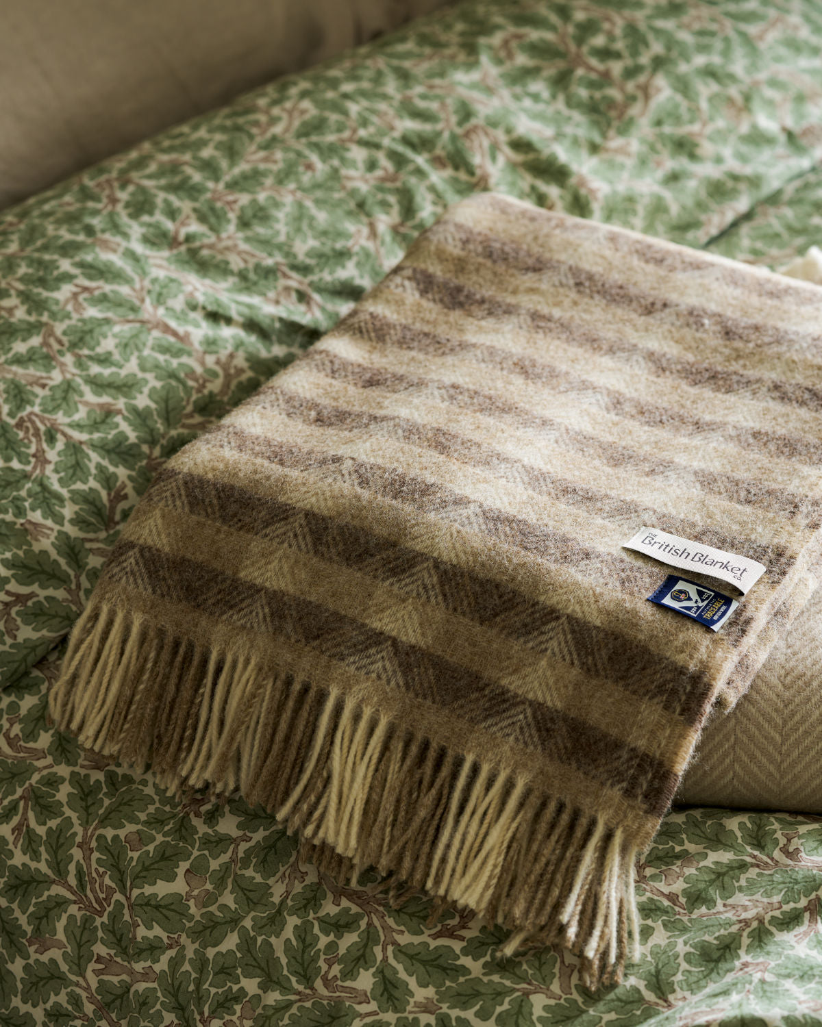 100% British Lambswool Chevron Blanket: Natural