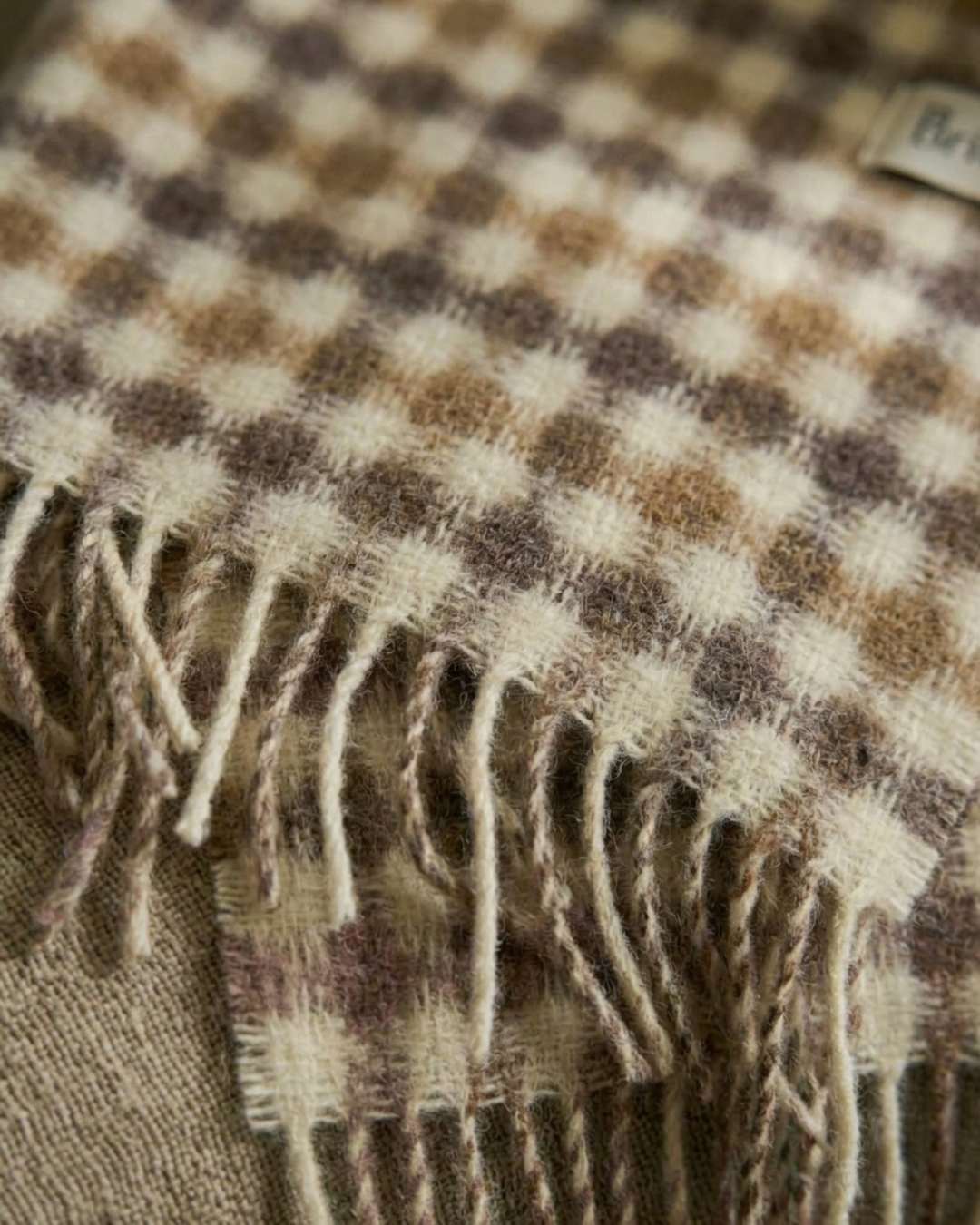 100% British Lambswool Gingham Blanket: Natural