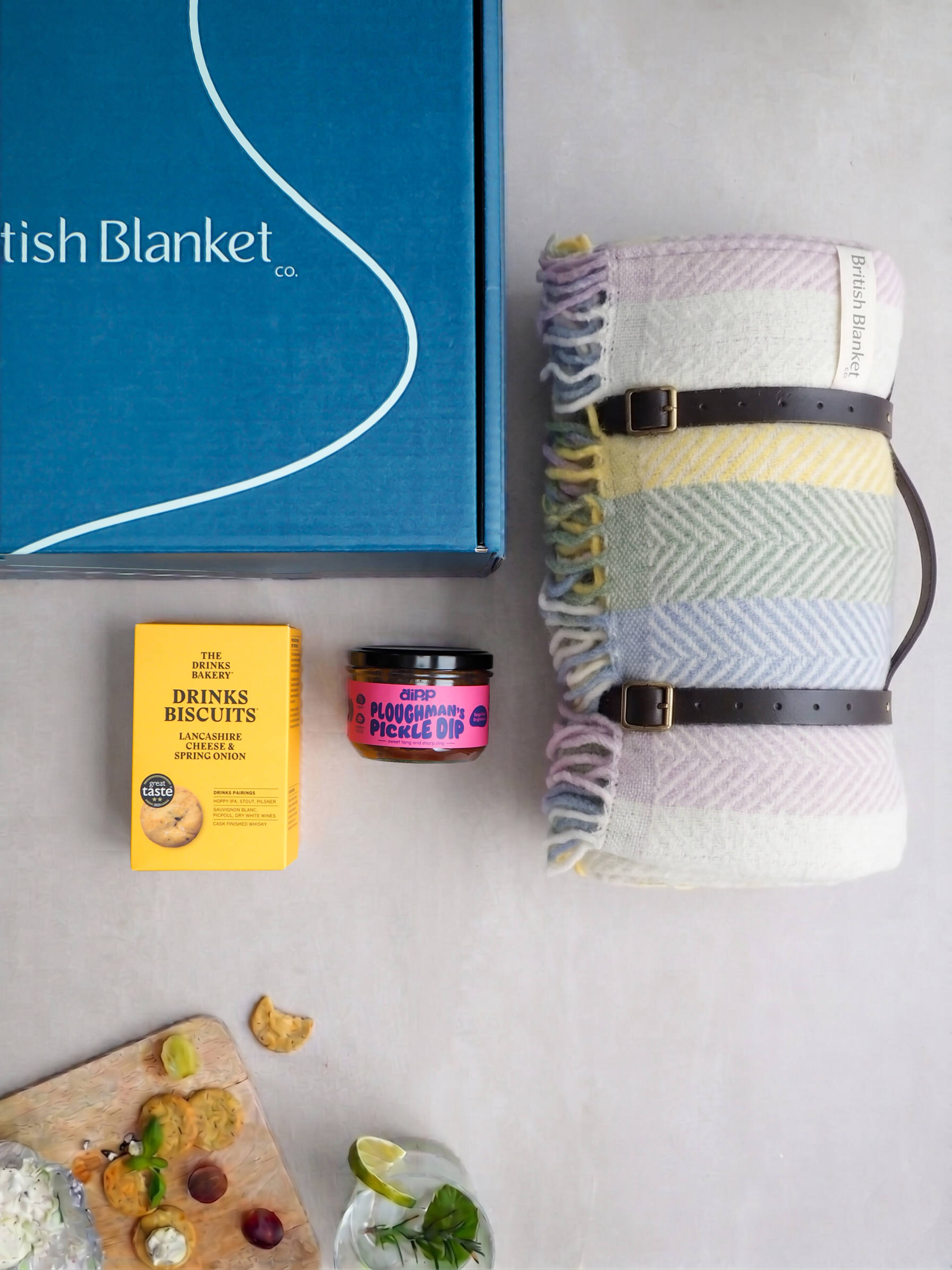 Picnic Blanket Gift Box: Rainbow Pastel
