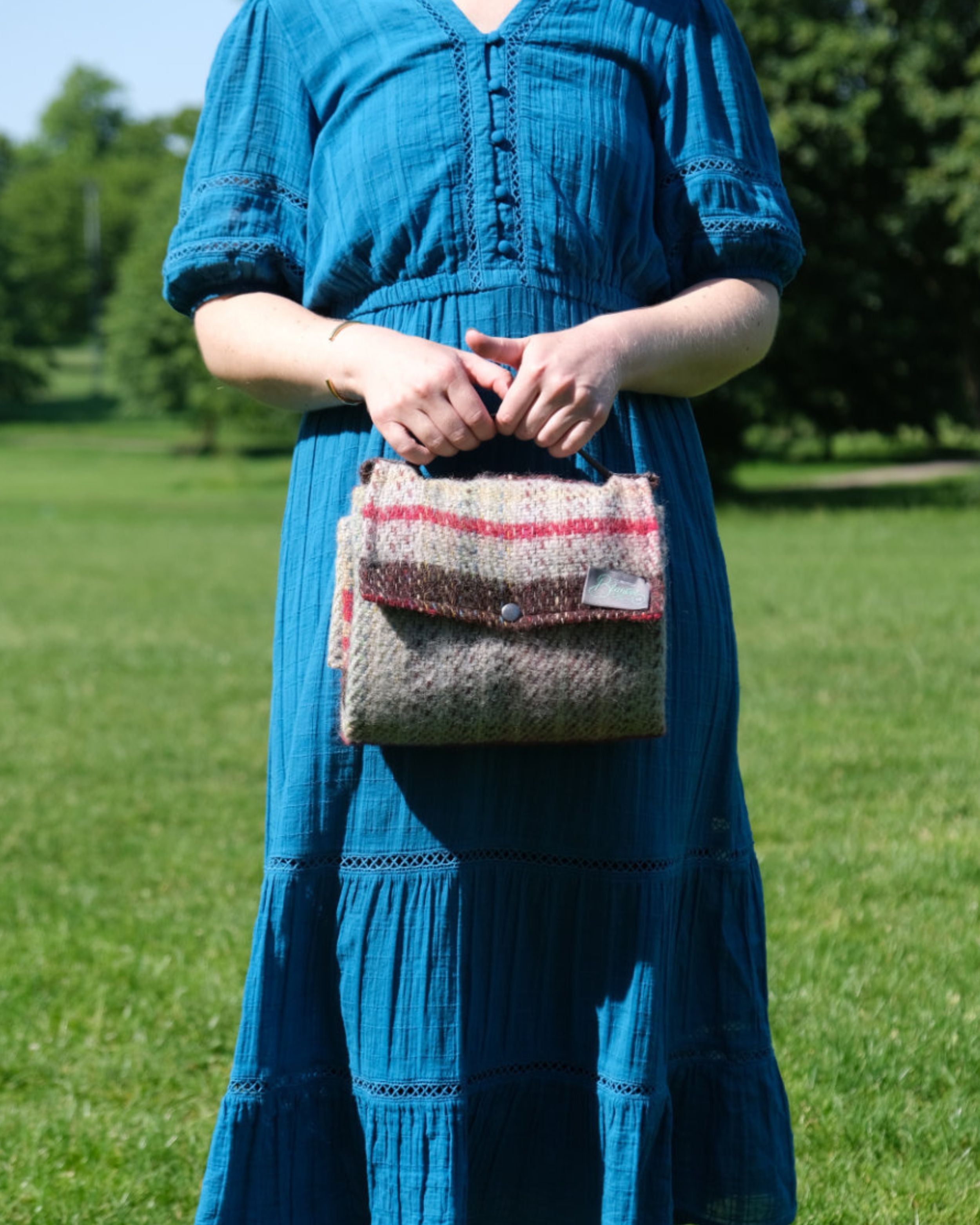 Individual Waterproof Picnic Mat: Random Recycled