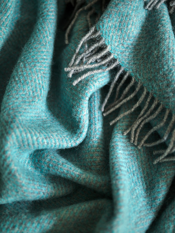 XL Mint Blue and Grey Beehive Blanket