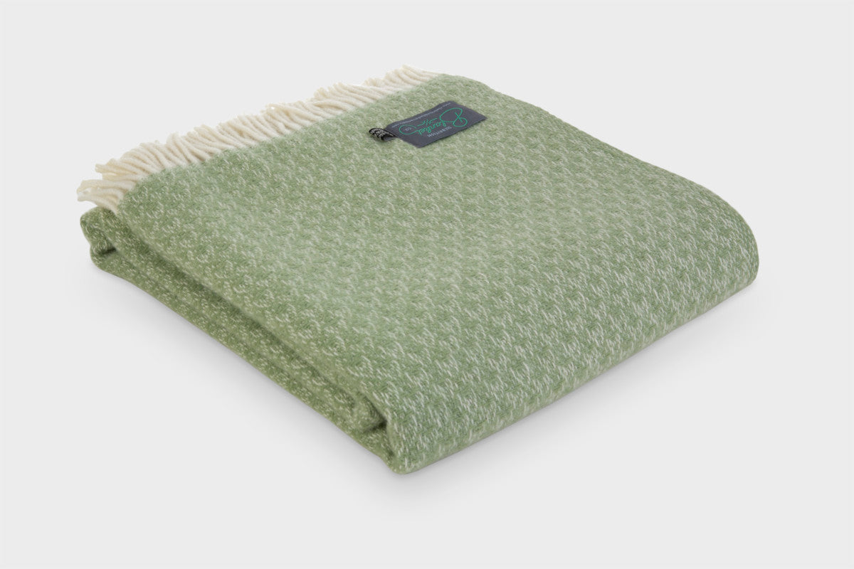green crescent wool throw blanket by The British Blanket Company online shop