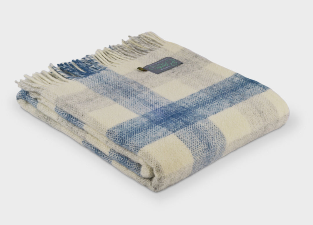 Blue Meadow Check throw - The British Blanket Company